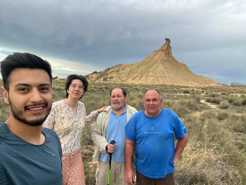 Els investigadors de la Unitat de Micologia i Microbiologia Ambiental de la URV a les Bardenas Reales